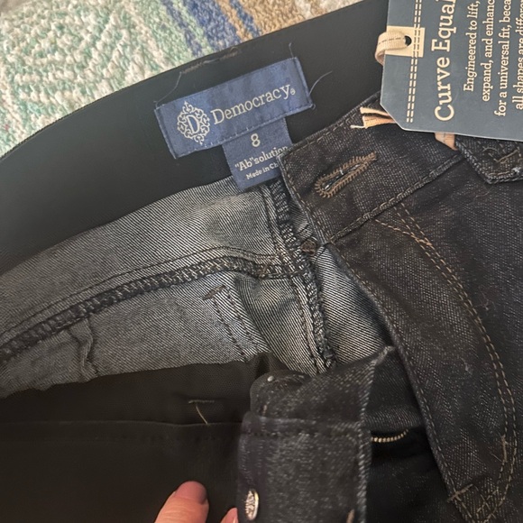 NWT democracy curve equality jeans size 8 - Picture 6 of 7